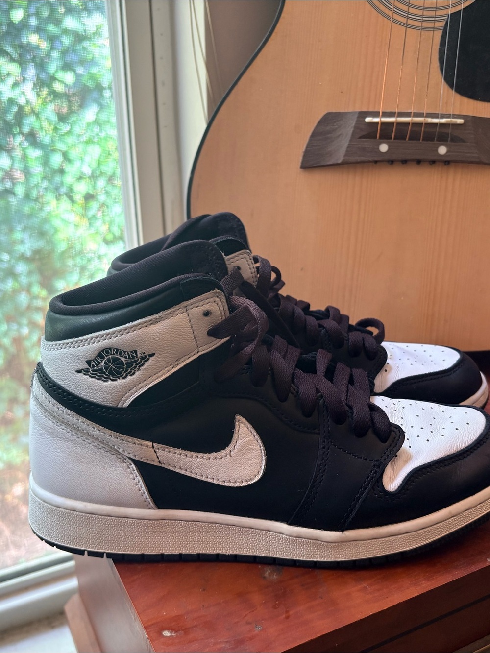 Jordan 1 High Black/White